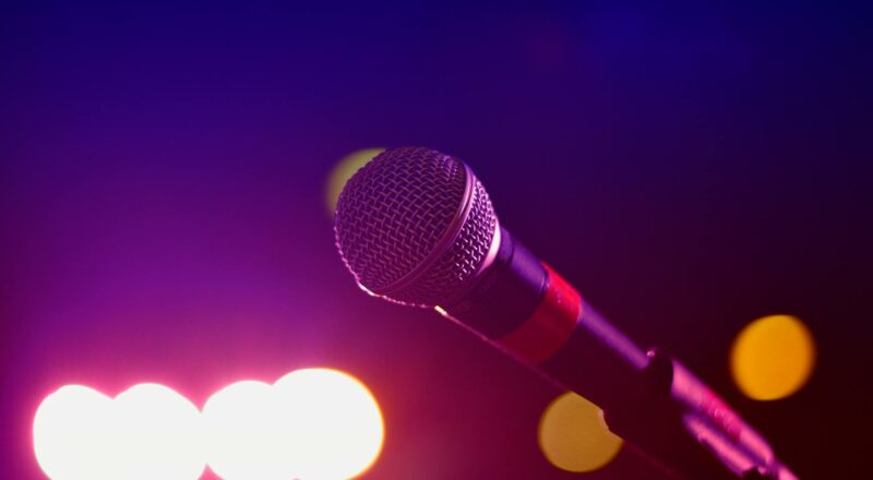 close up photography of microphone